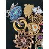 Image 3 : Assorted Brooches