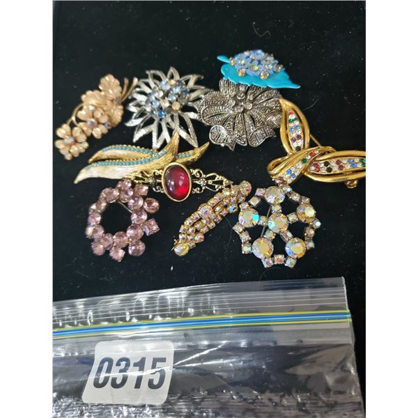 Assorted Brooches
