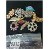 Image 1 : Assorted Brooches