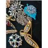 Image 3 : Assorted Brooches