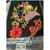 Image 1 : Assorted Brooches