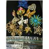 Image 1 : Assorted Brooches