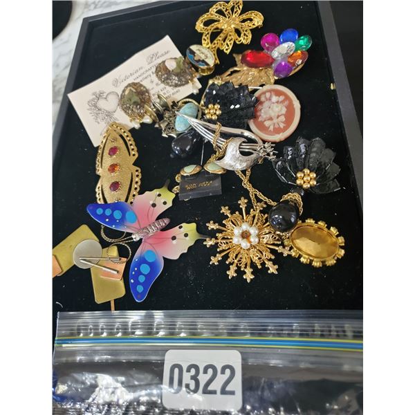 Assorted Brooches & Earring