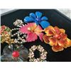 Image 3 : Assorted Brooches
