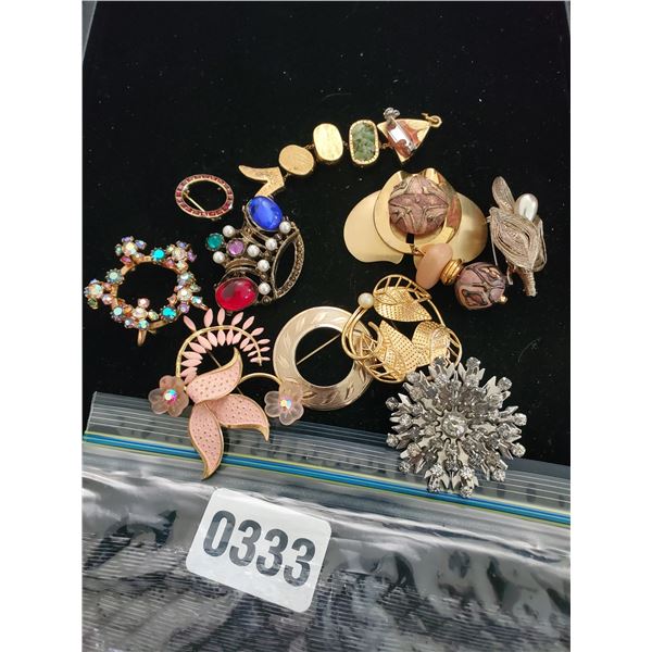 Assorted Brooches