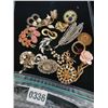 Image 1 : Assorted Brooches