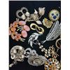 Image 3 : Assorted Brooches