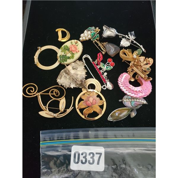 Assorted Brooches