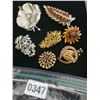Image 1 : Assorted Brooches