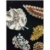 Image 3 : Assorted Brooches