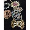 Image 2 : Assorted Brooches