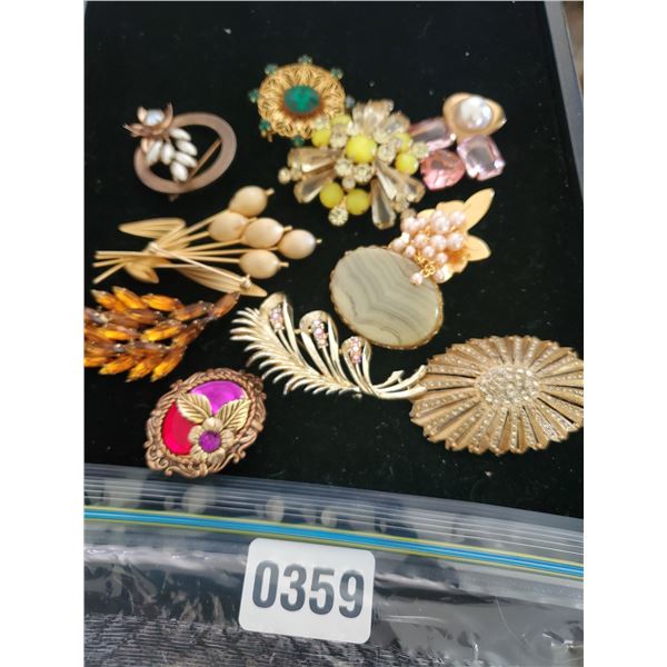 Assorted Brooches