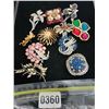 Image 1 : Assorted Brooches