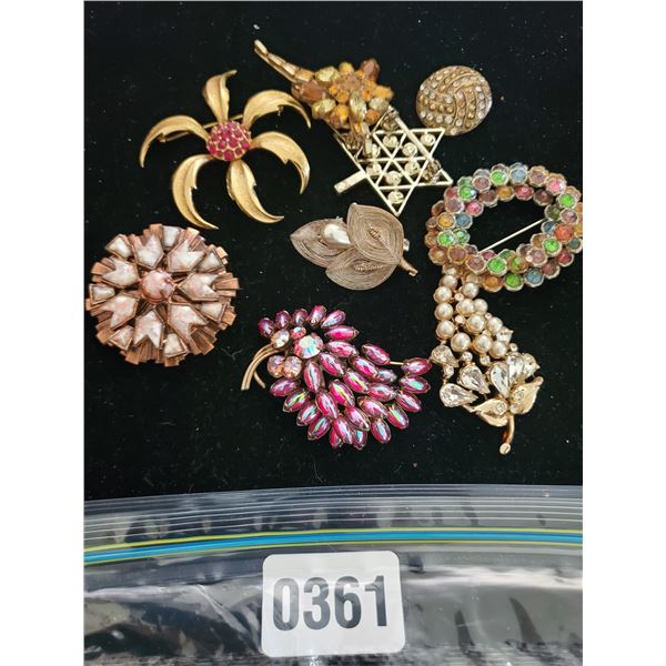 Assorted Brooches