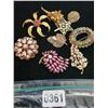 Image 1 : Assorted Brooches