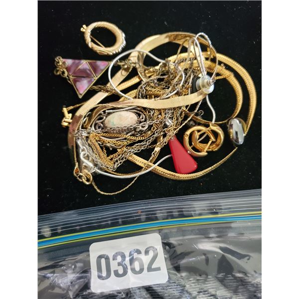 Assorted Jewelry