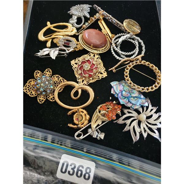 Assorted Brooches