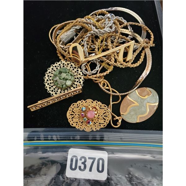 Assorted Chains, Pendents & Pin