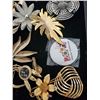 Image 2 : Assorted Brooches