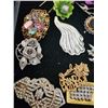 Image 3 : Assorted Brooches