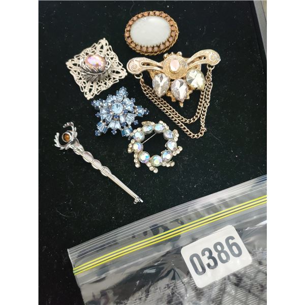 Assorted Brooches