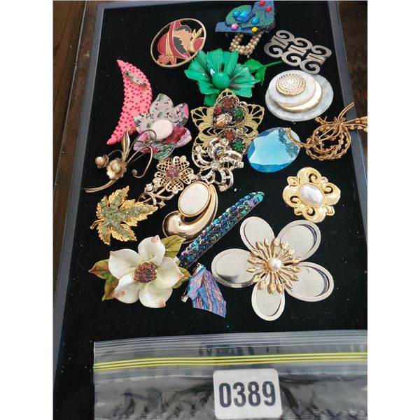 Assorted Brooches
