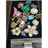 Image 1 : Assorted Brooches