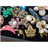 Image 3 : Assorted Brooches