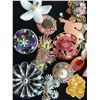 Image 2 : Assorted Brooches