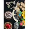 Image 2 : Assorted Brooches