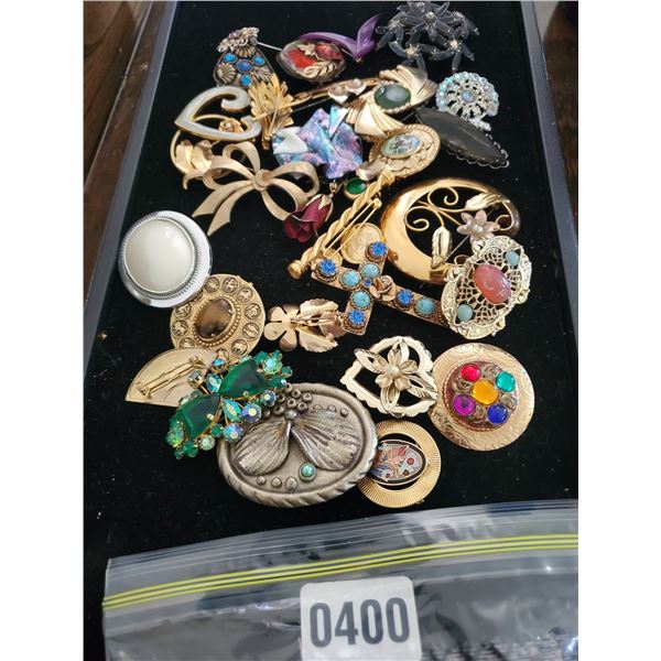 Assorted Brooches