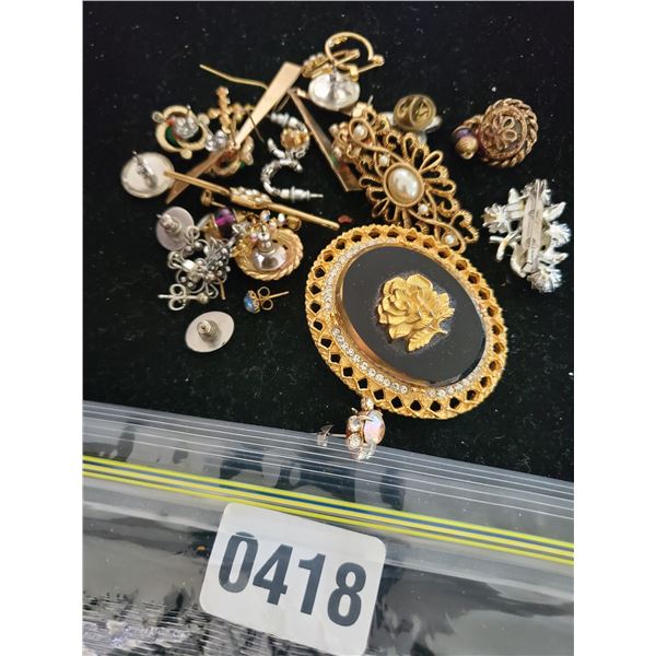 Assored Earrings & Brooches