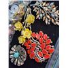 Image 3 : Assorted Brooches & other Jewelry Pieces