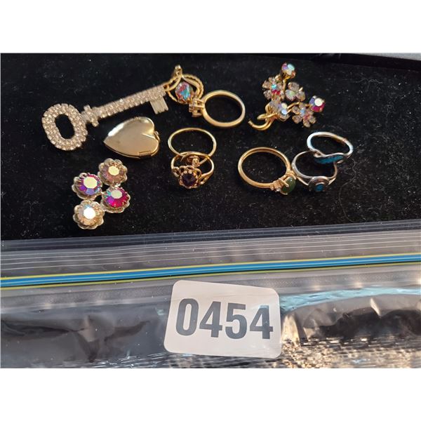 Assorted Rings & other Jewels
