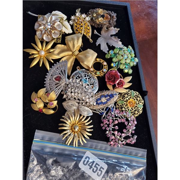 Assorted Brooches
