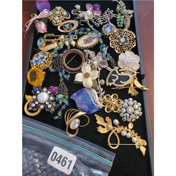 Assorted Brooches