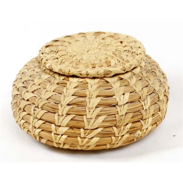 Native American Tohono O'odham Lidded Basket