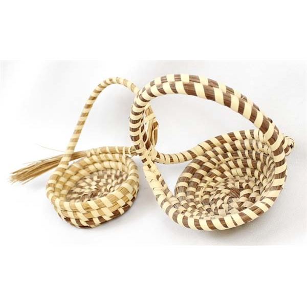 2 Charleston Gullah Sweetgrass Baskets