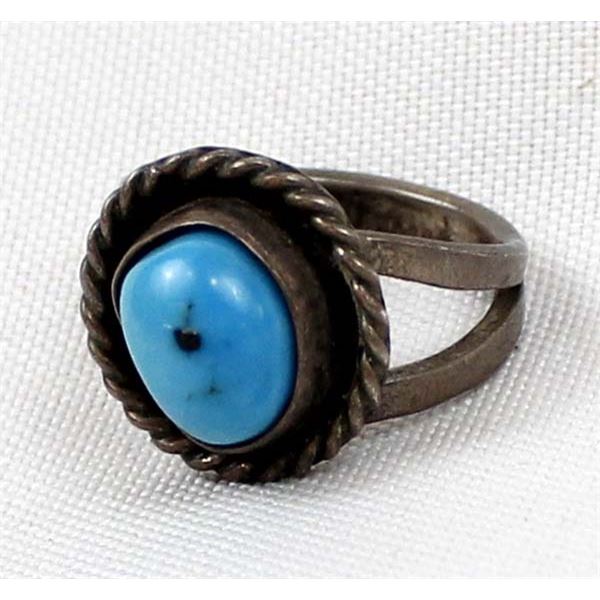 Navajo Old Pawn Sterling Turquoise Ring, Size 9