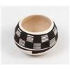 Image 2 : Miniature Acoma Black on White Pottery Jar