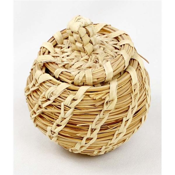 Tohono O'odham Lidded Basket