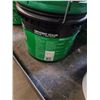 Image 2 : 15 L pail of driveway sealer