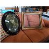 Image 1 : 2 ANTIQUE PICTURE FRAMES
