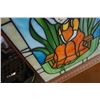Image 8 : VINTAGE LEADED GLASS PANEL WOOD CASED BRASS CORNER LAMP
