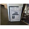 Image 2 : FRAMED TITANIC PUZZLE AND ROYAL MUSEUM PRINT