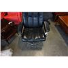 Image 2 : MCM STRESSLESS EKORNES LEATHER ROLLING OFFICE CHAIR - MADE IN NORWAY VINTAGE MID CENTURY - VISIBLE W