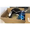 Image 2 : Box of pots/pans and kitchenware