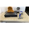 Image 1 : SINCLAIR AUDIO SUB, PINE ACRES MANTLE CLOCK AND LANTERN