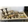 Image 2 : LOT OF METAL DECOR, VASES, BRASS, COPPER, SILVER PLATE