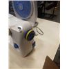 Image 7 : SEWING MACHINE AND FAN